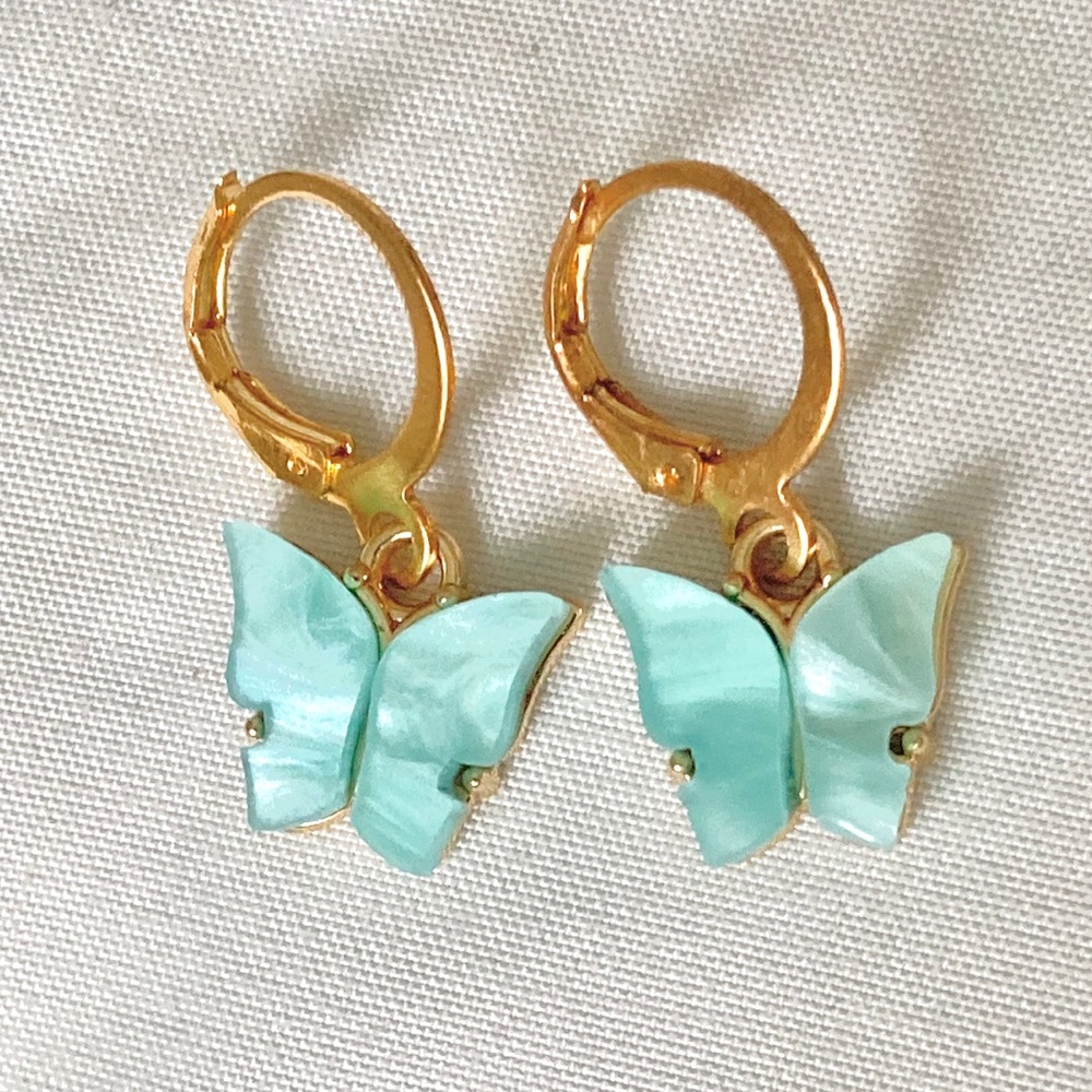 3/$15 Blue butterfly earrings 🦋• trendy jewelry